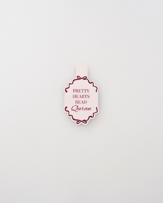 Pretty Hearts Read Quran Magnetic Bookmark
